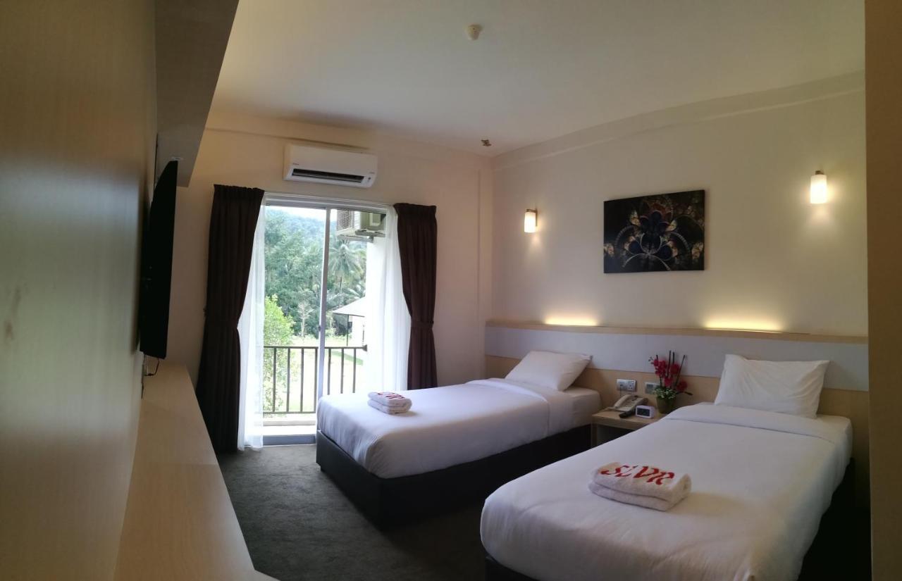 Serdang Lake View Resort Sungai Kechil Exterior photo